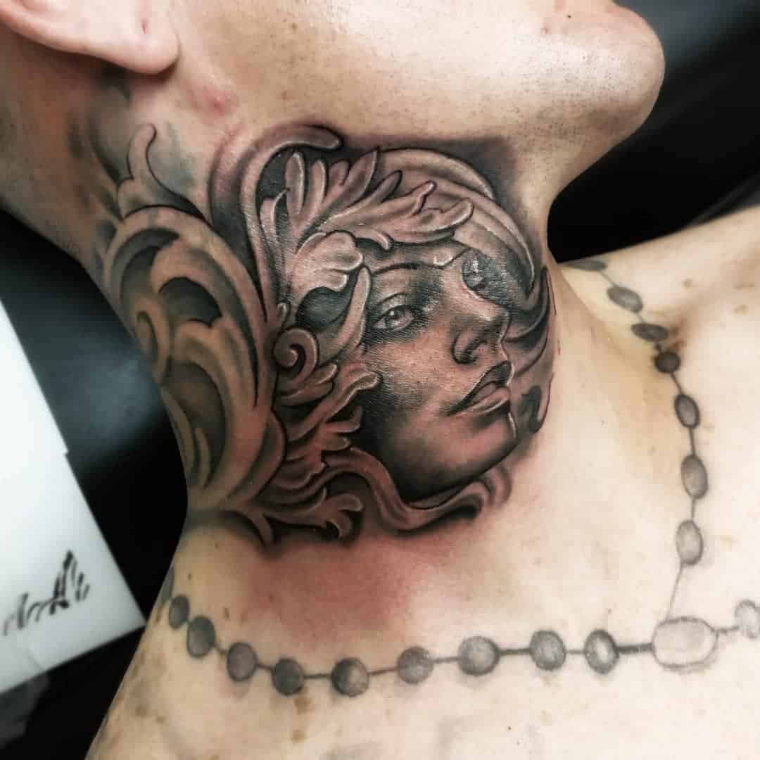 angyal tetoválás nyakra
