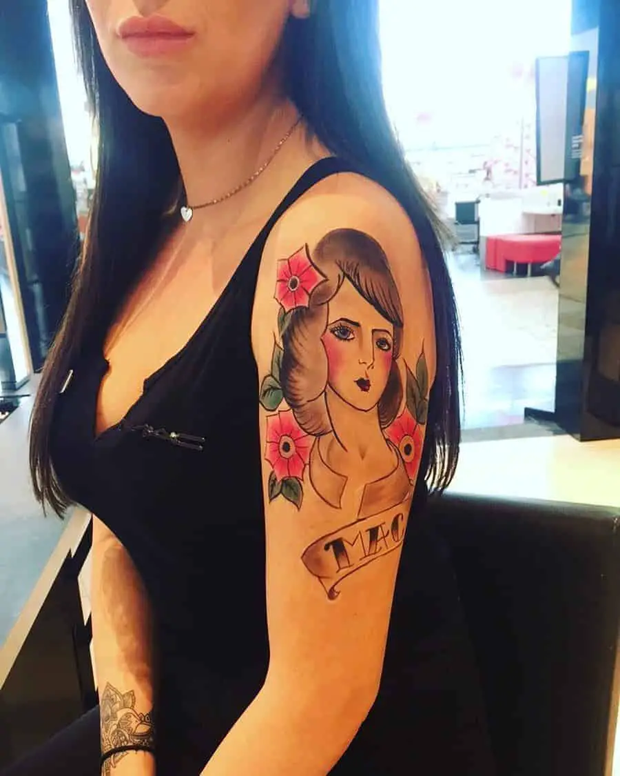 Pin-up Girl tetoválás (22)