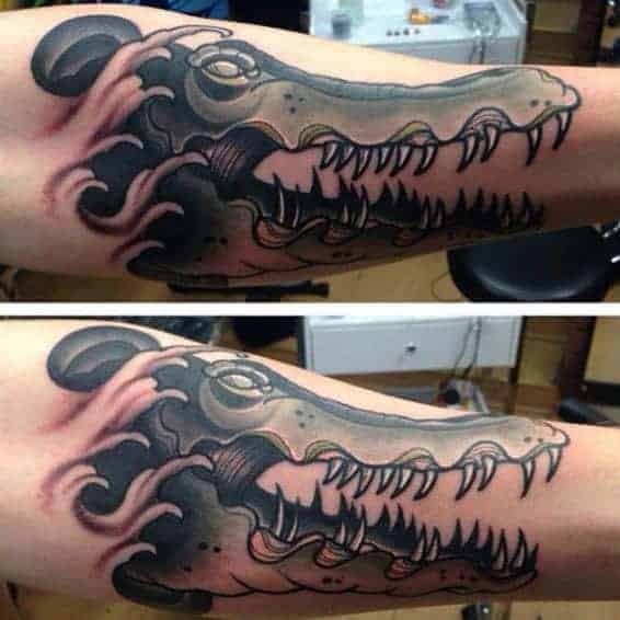 aligátor tetoválás