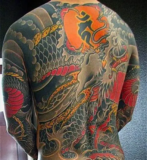 nap és sárkány tetoválás