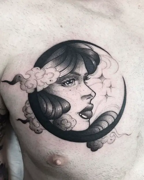 hold tetoválás