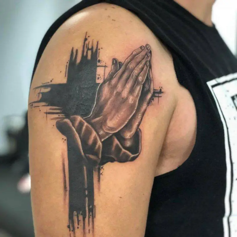 imádkozó kezek tetoválás