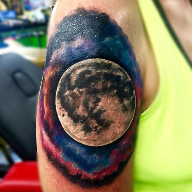 teljes hold tattoo