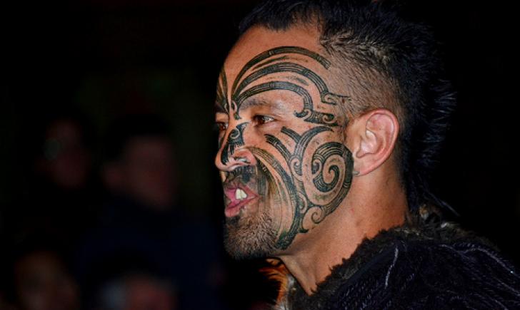 Maori fej tetoválás