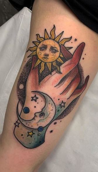 Nap hold csillag tetoválás