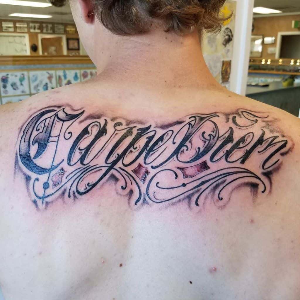 Carpe Diem hát Tetoválás
